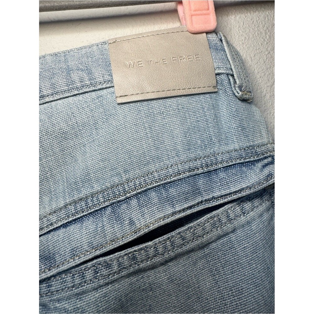 We The Free Trailblazer Convertible Zip Jeans in light denim NWT - Picture 7 of 11